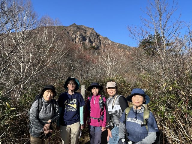11月の磐梯山は気温も上がり、穏やかな穏やかな小春日和の一日となりました*\(^o^)/*
